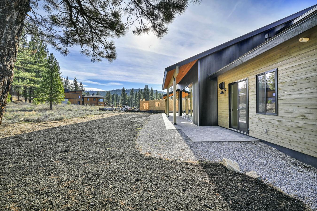 Truckee, California, 96161, United States, 4 Bedrooms Bedrooms, ,4 BathroomsBathrooms,Residential,For Sale,1797344