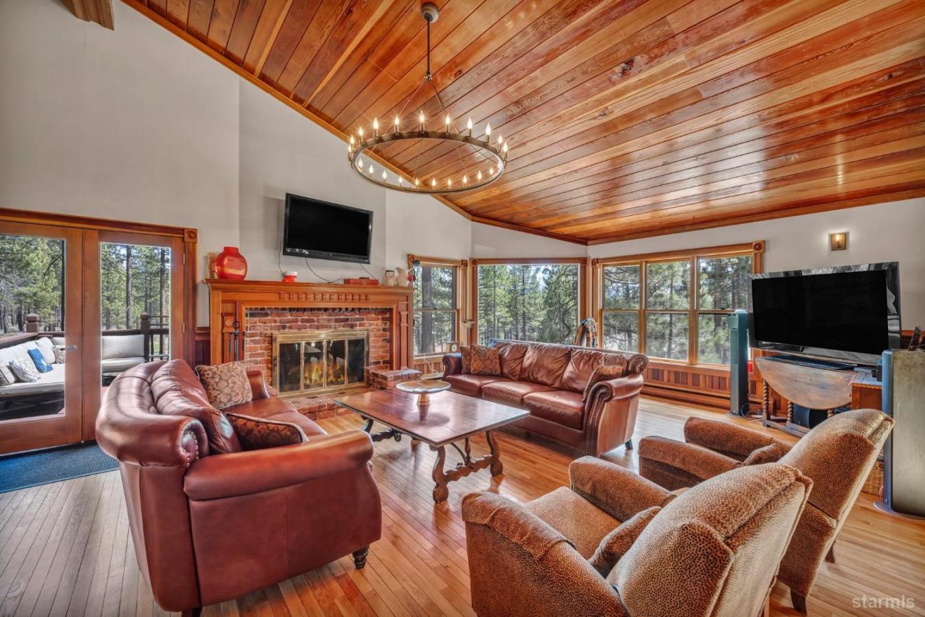 South Lake Tahoe, California, 96150, United States, 4 Bedrooms Bedrooms, ,3 BathroomsBathrooms,Residential,For Sale,1797343