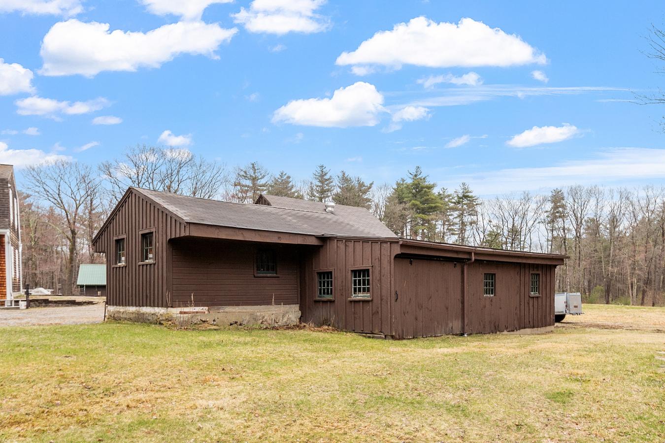 Townsend, Massachusetts, 01469, United States, 4 Bedrooms Bedrooms, ,5 BathroomsBathrooms,Residential,For Sale,1790078