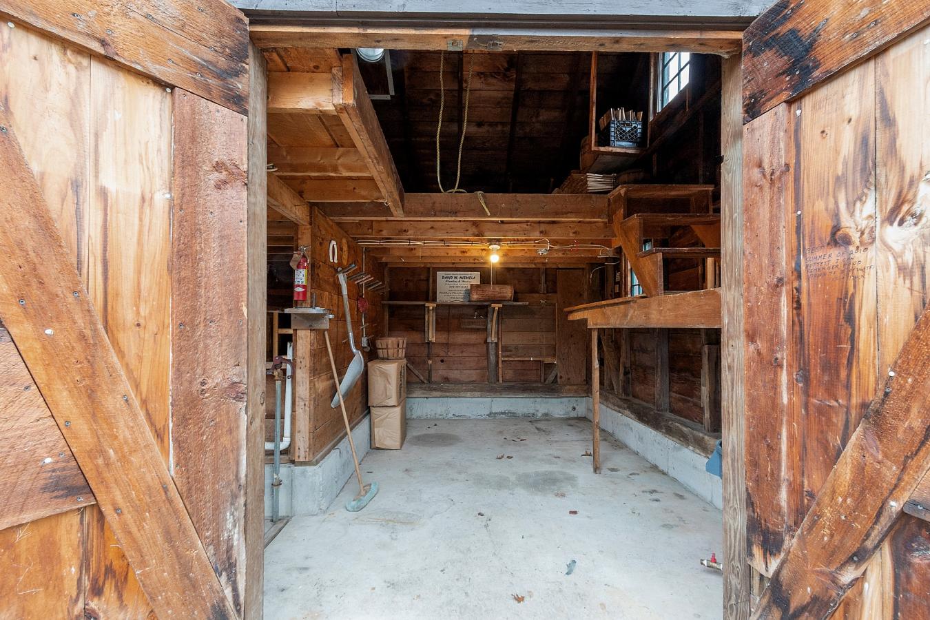 Townsend, Massachusetts, 01469, United States, 4 Bedrooms Bedrooms, ,5 BathroomsBathrooms,Residential,For Sale,1790078