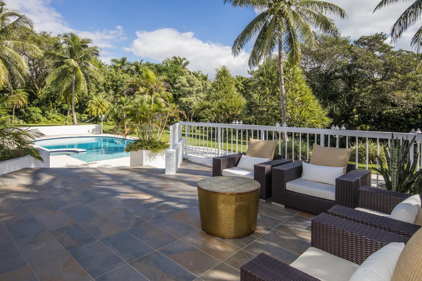 Coral Gables, Florida, 33143, United States, 7 Bedrooms Bedrooms, ,6 BathroomsBathrooms,Residential,For Sale,1790077