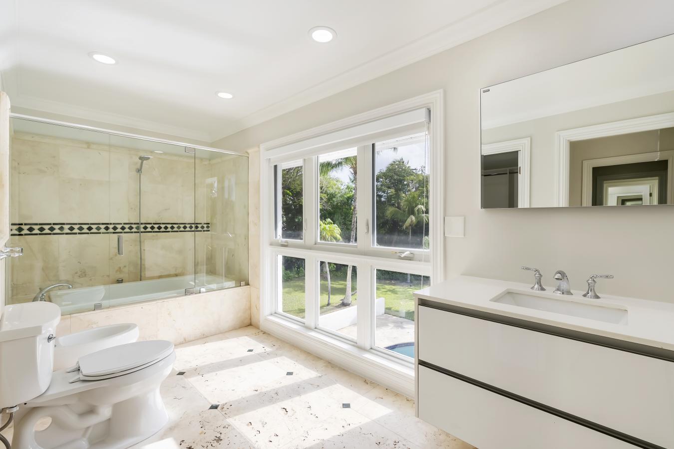 Coral Gables, Florida, 33143, United States, 7 Bedrooms Bedrooms, ,6 BathroomsBathrooms,Residential,For Sale,1790077