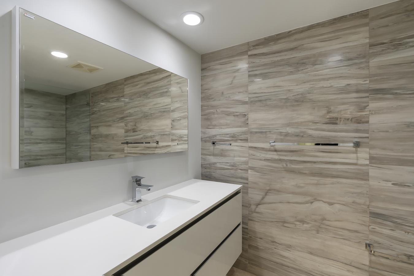 Coral Gables, Florida, 33143, United States, 7 Bedrooms Bedrooms, ,6 BathroomsBathrooms,Residential,For Sale,1790077