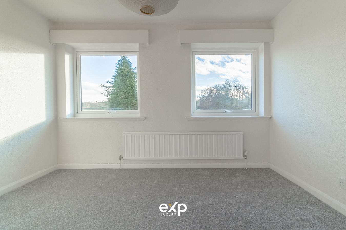 Hagley, DY9 0HY, United Kingdom, 5 Bedrooms Bedrooms, ,2 BathroomsBathrooms,Residential,For Sale,1909781