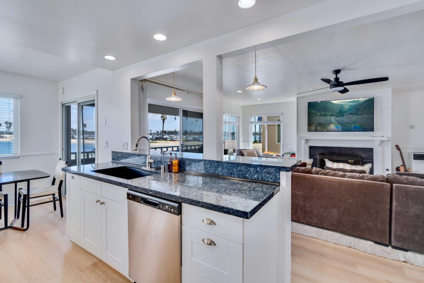 San Diego, California, 92109, United States, ,Residential,For Sale,1797325