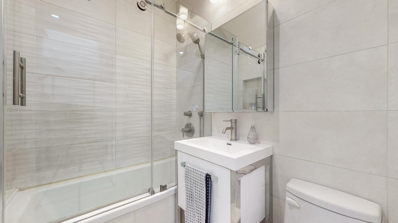 Brooklyn, New York, 11207, United States, 3 Bedrooms Bedrooms, ,3 BathroomsBathrooms,Residential,For Sale,1797322