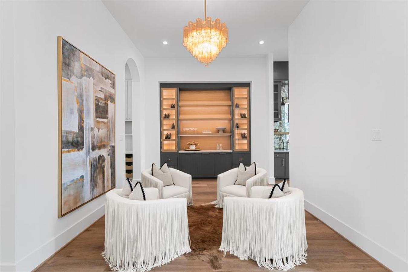 Houston, Texas, 77018, United States, 6 Bedrooms Bedrooms, ,6 BathroomsBathrooms,Residential,For Sale,1797320