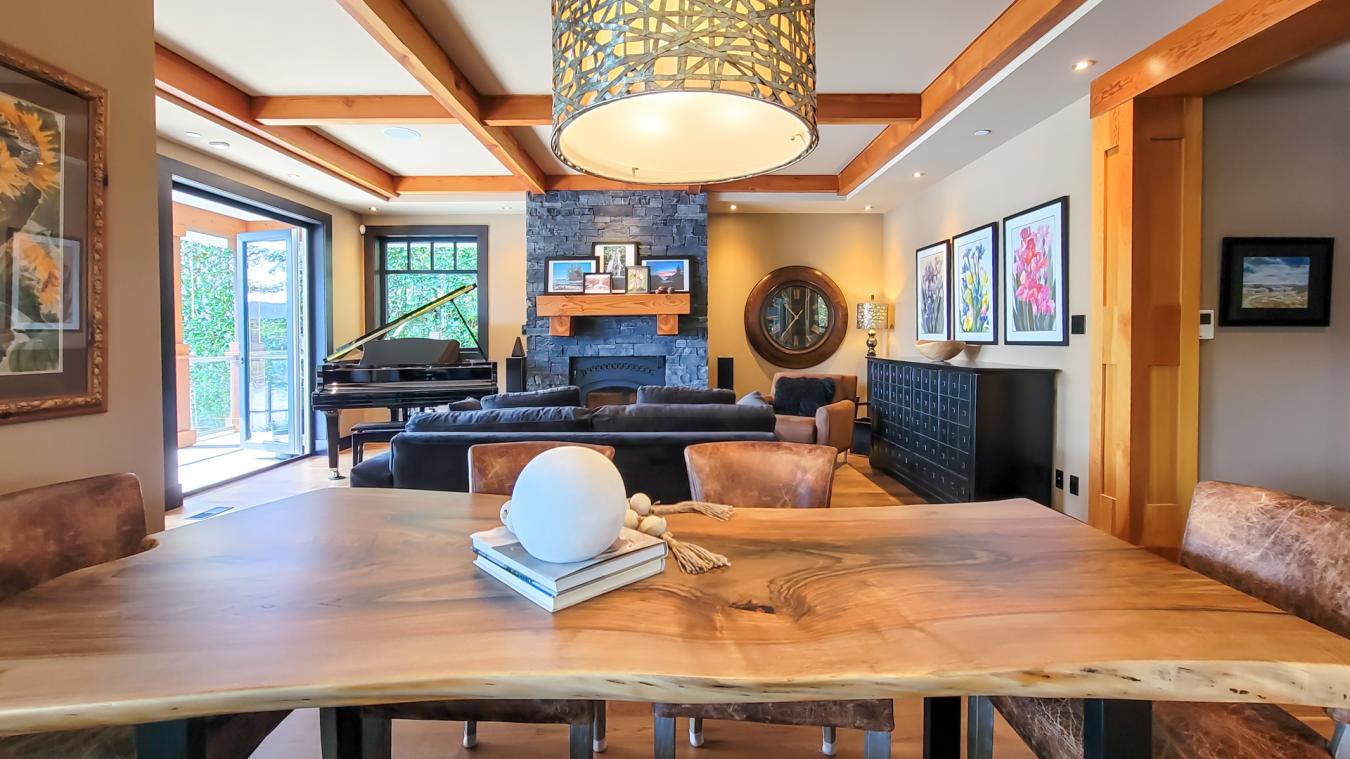 North Vancouver, BC, V7G2T6, Canada, 5 Bedrooms Bedrooms, ,3 BathroomsBathrooms,Residential,For Sale,1797319