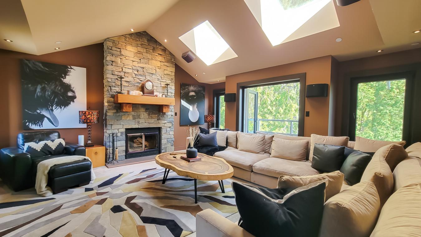 North Vancouver, BC, V7G2T6, Canada, 5 Bedrooms Bedrooms, ,3 BathroomsBathrooms,Residential,For Sale,1797319