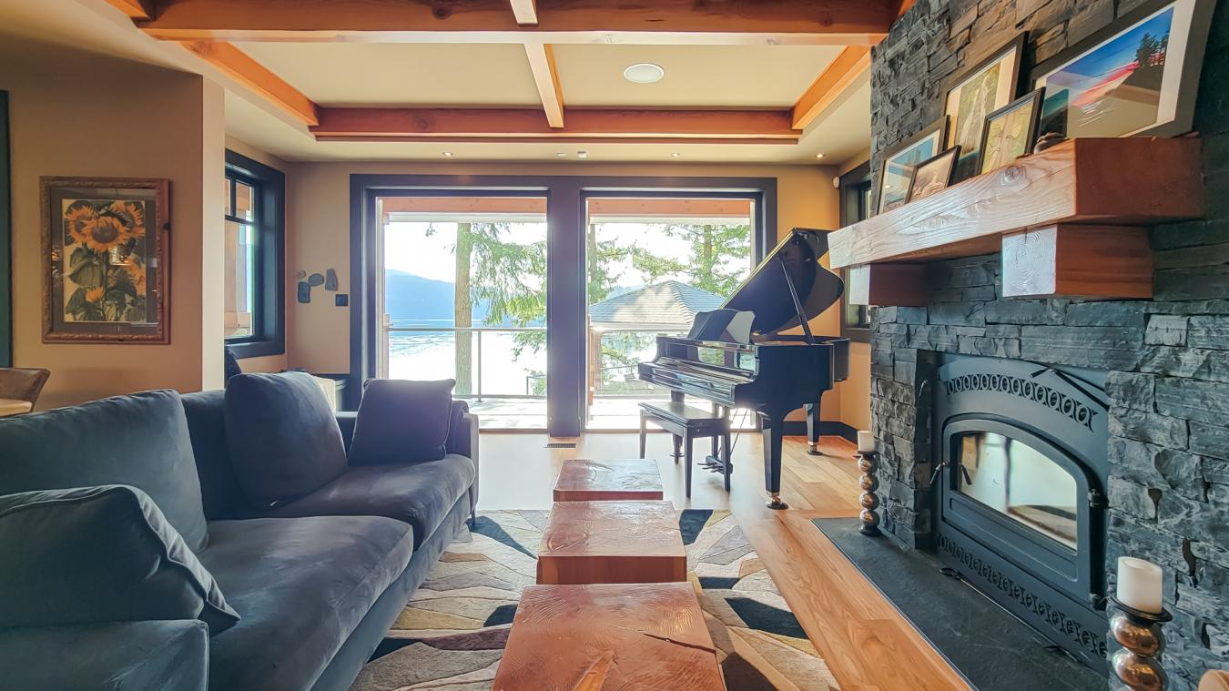 North Vancouver, BC, V7G2T6, Canada, 5 Bedrooms Bedrooms, ,3 BathroomsBathrooms,Residential,For Sale,1797319