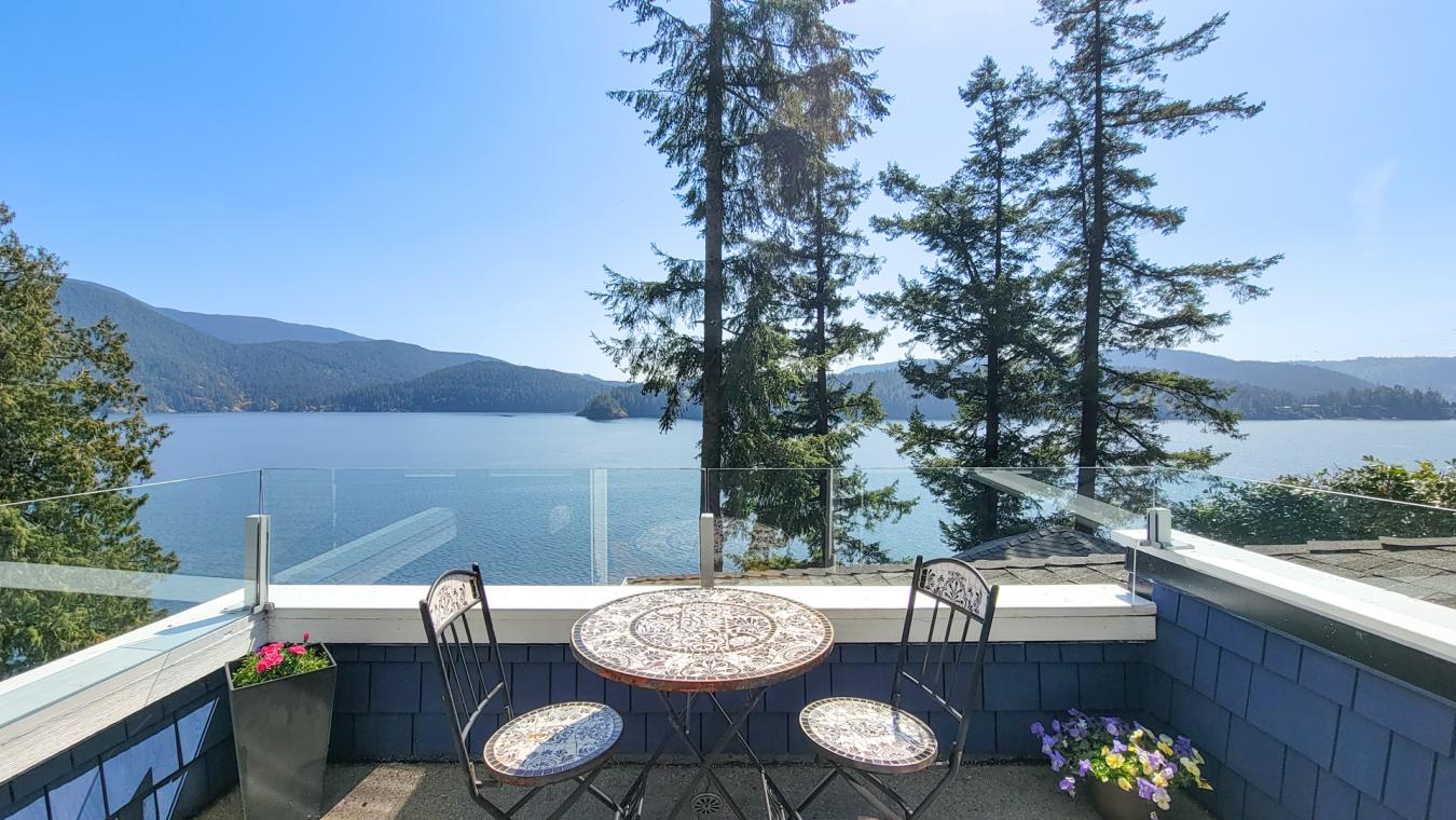 North Vancouver, BC, V7G2T6, Canada, 5 Bedrooms Bedrooms, ,3 BathroomsBathrooms,Residential,For Sale,1797319