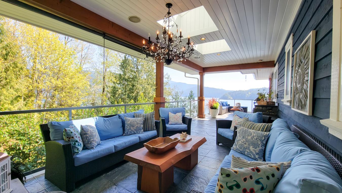 North Vancouver, BC, V7G2T6, Canada, 5 Bedrooms Bedrooms, ,3 BathroomsBathrooms,Residential,For Sale,1797319