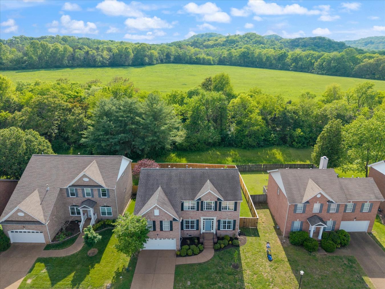 Franklin, Tennessee, 37064, United States, 3 Bedrooms Bedrooms, ,2 BathroomsBathrooms,Residential,For Sale,1797298