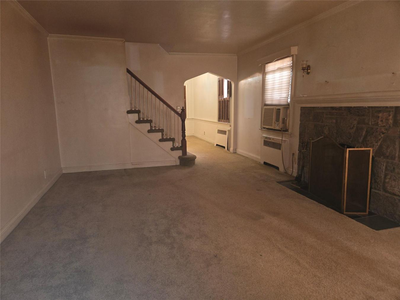 New York, New York, 11432, United States, 3 Bedrooms Bedrooms, ,1 BathroomBathrooms,Residential,For Sale,1797295