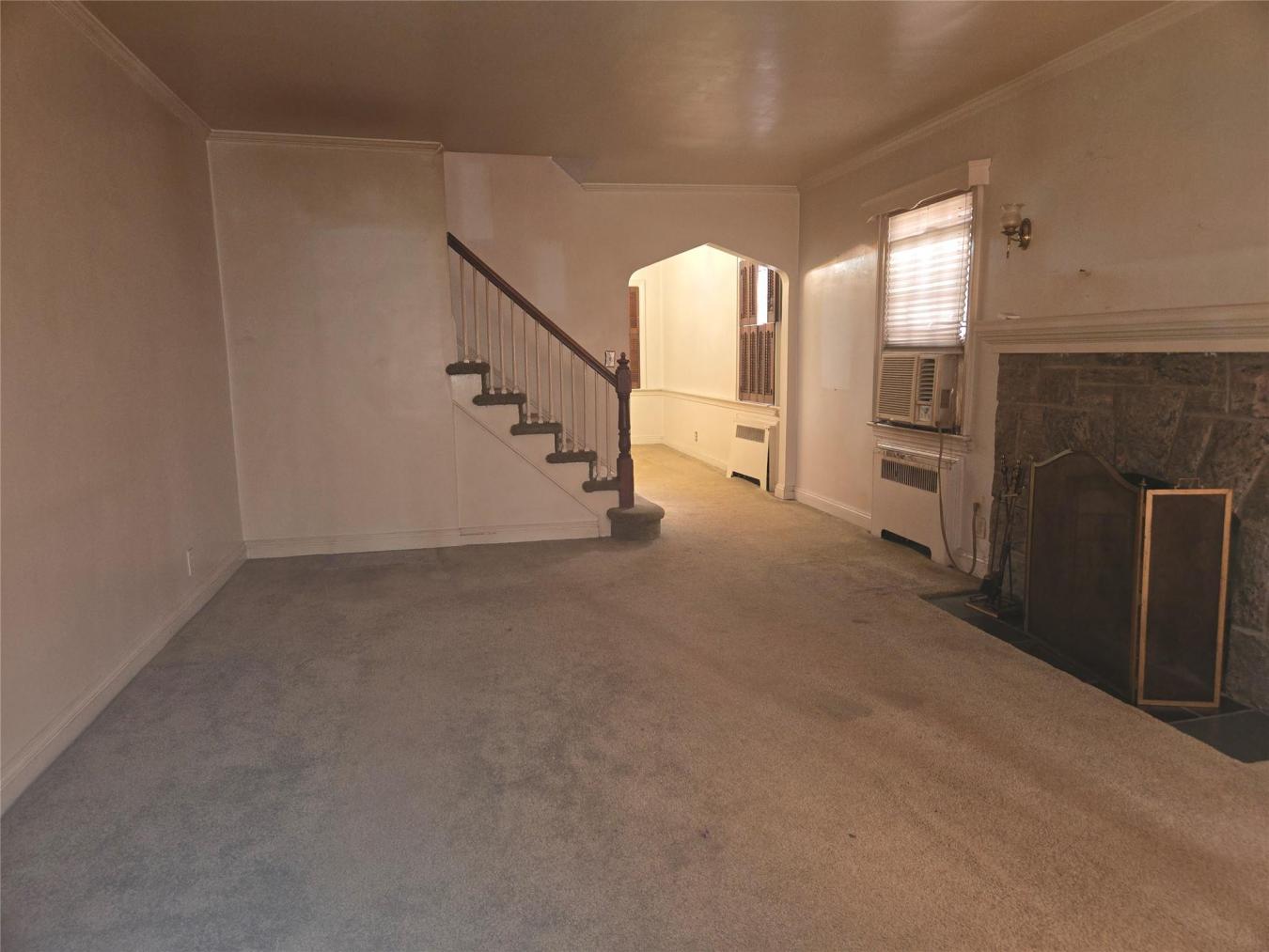 New York, New York, 11432, United States, 3 Bedrooms Bedrooms, ,1 BathroomBathrooms,Residential,For Sale,1797295