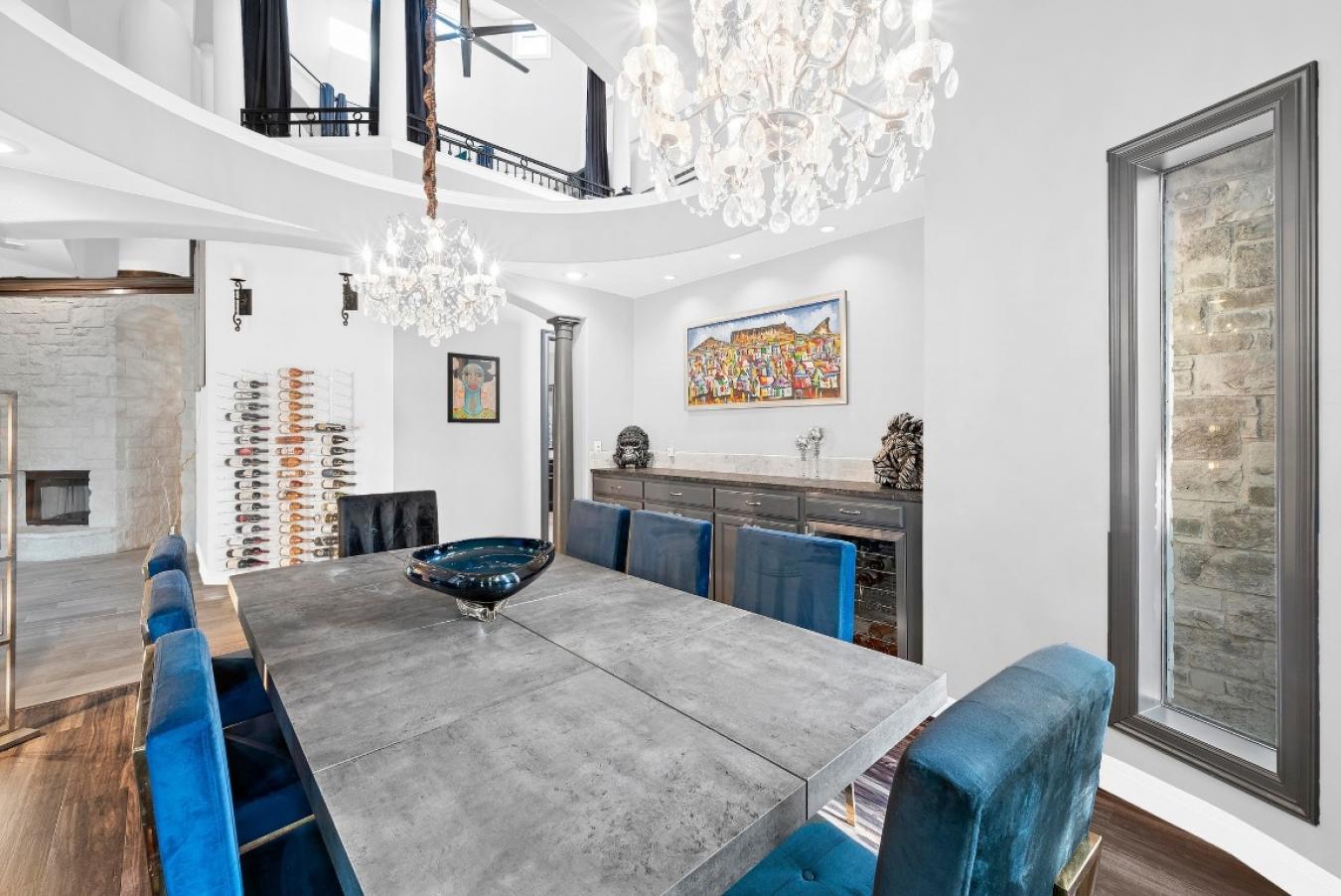 Austin, Texas, 78730, United States, 5 Bedrooms Bedrooms, ,4 BathroomsBathrooms,Residential,For Sale,1797290