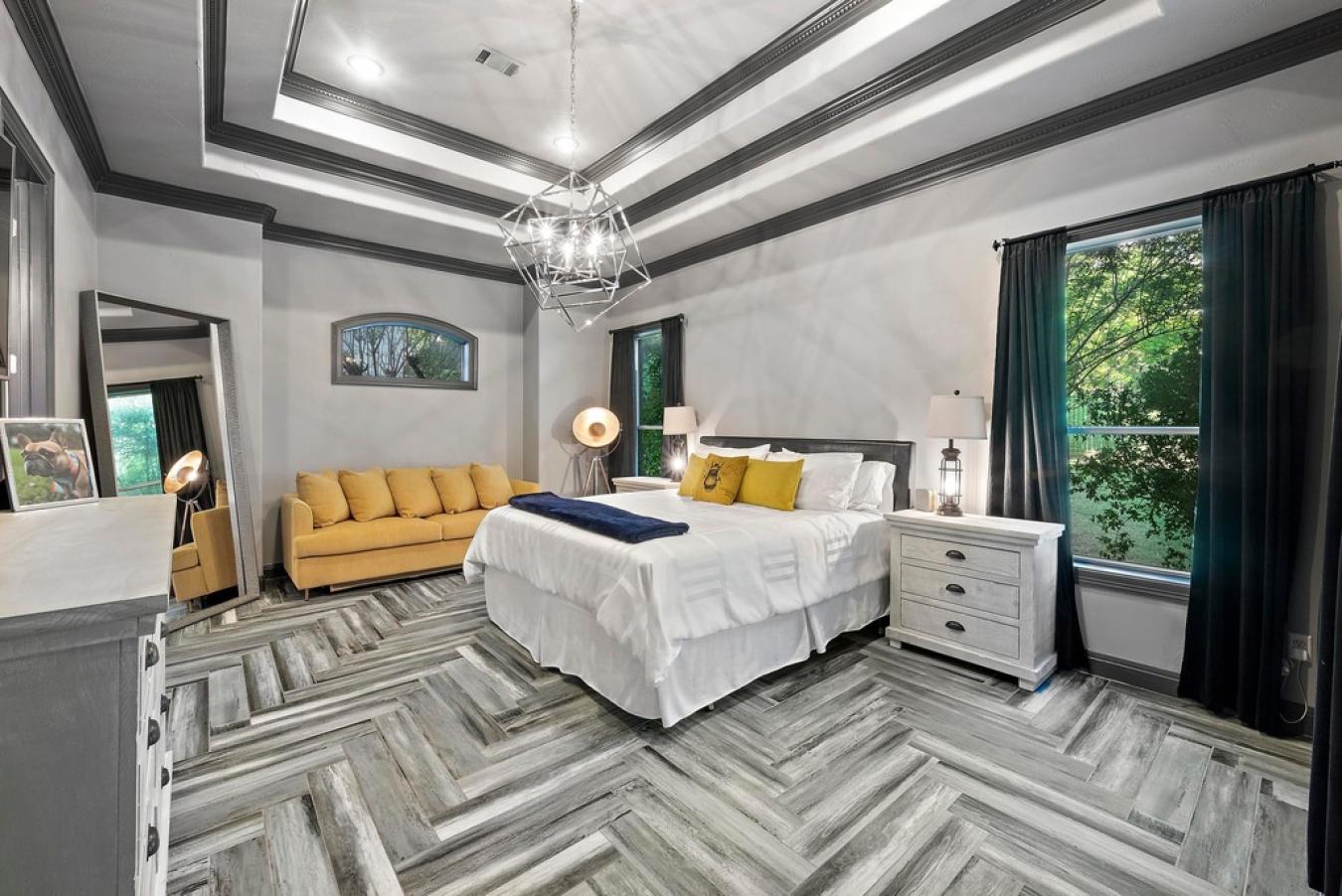 Austin, Texas, 78730, United States, 5 Bedrooms Bedrooms, ,4 BathroomsBathrooms,Residential,For Sale,1797290