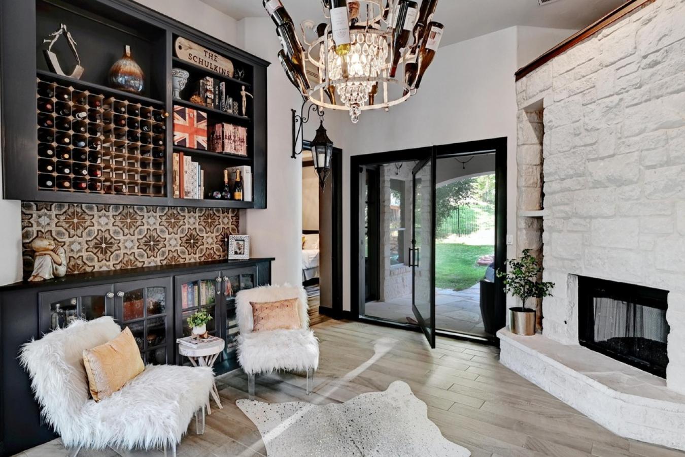 Austin, Texas, 78730, United States, 5 Bedrooms Bedrooms, ,4 BathroomsBathrooms,Residential,For Sale,1797290