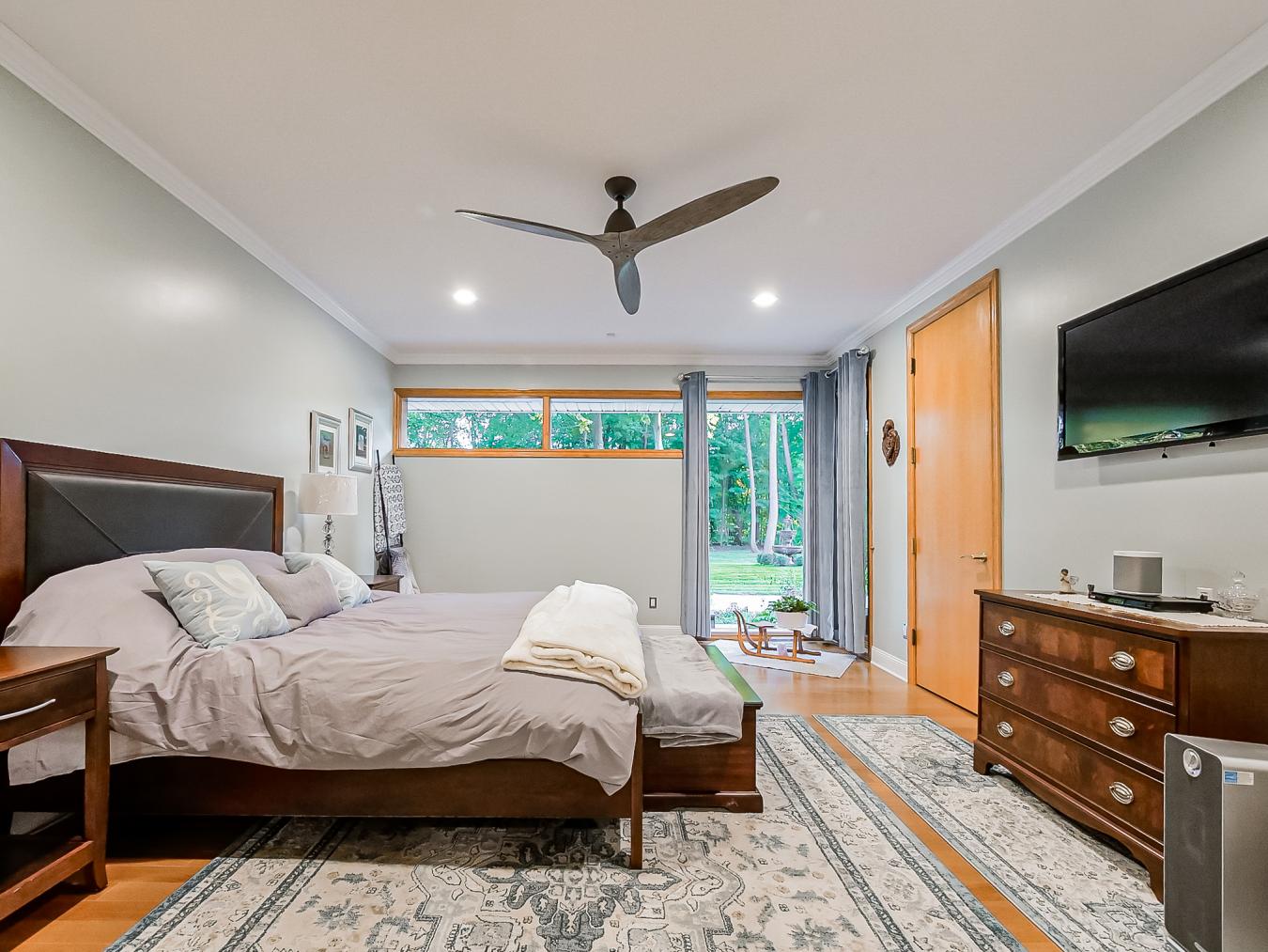 Clinton Twp, Michigan, 48036, United States, 5 Bedrooms Bedrooms, ,6 BathroomsBathrooms,Residential,For Sale,1839665