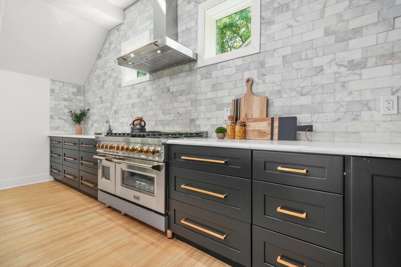 Atlanta, Georgia, 30317, United States, 4 Bedrooms Bedrooms, ,3 BathroomsBathrooms,Residential,For Sale,1994324