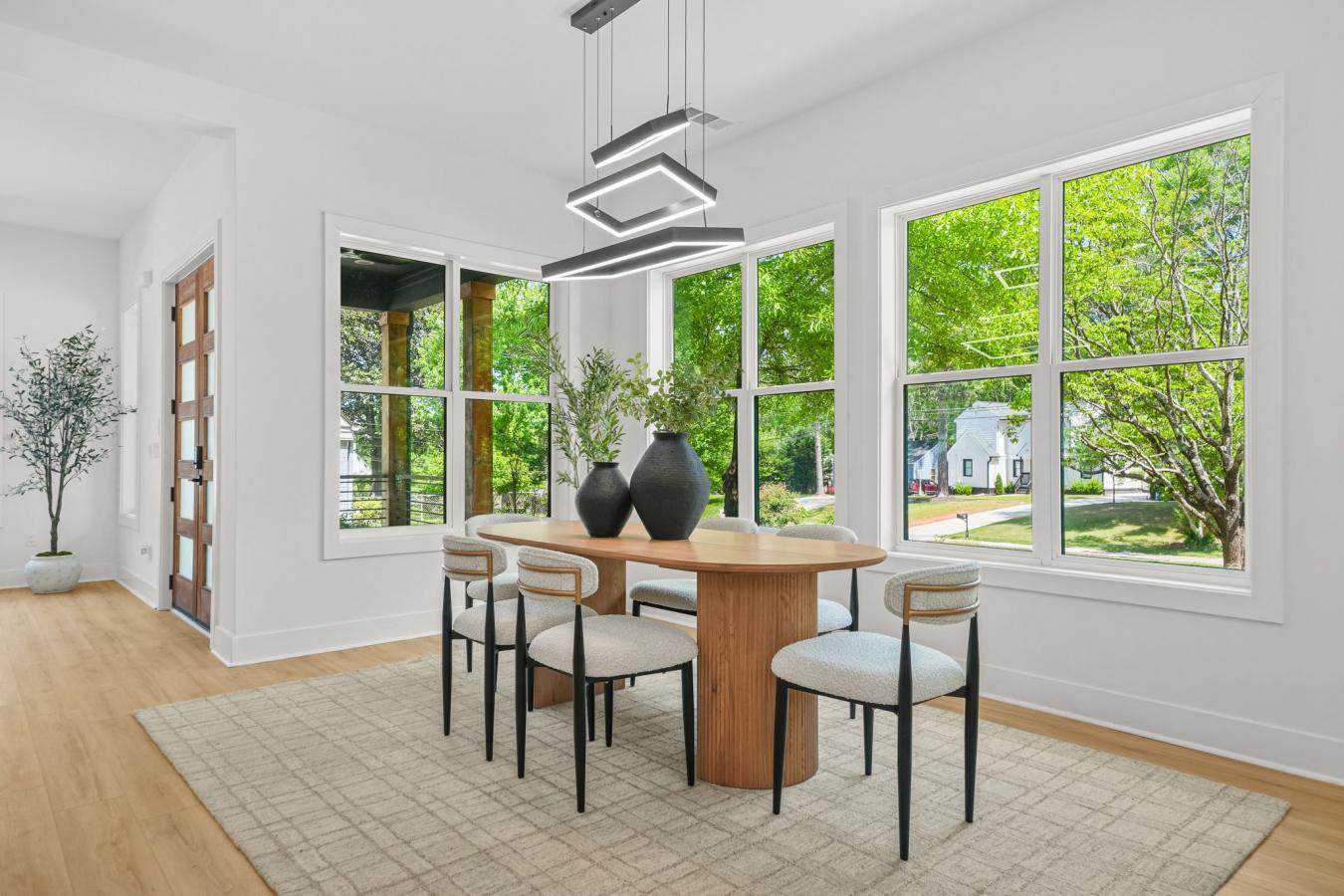 Atlanta, Georgia, 30317, United States, 4 Bedrooms Bedrooms, ,3 BathroomsBathrooms,Residential,For Sale,1994324