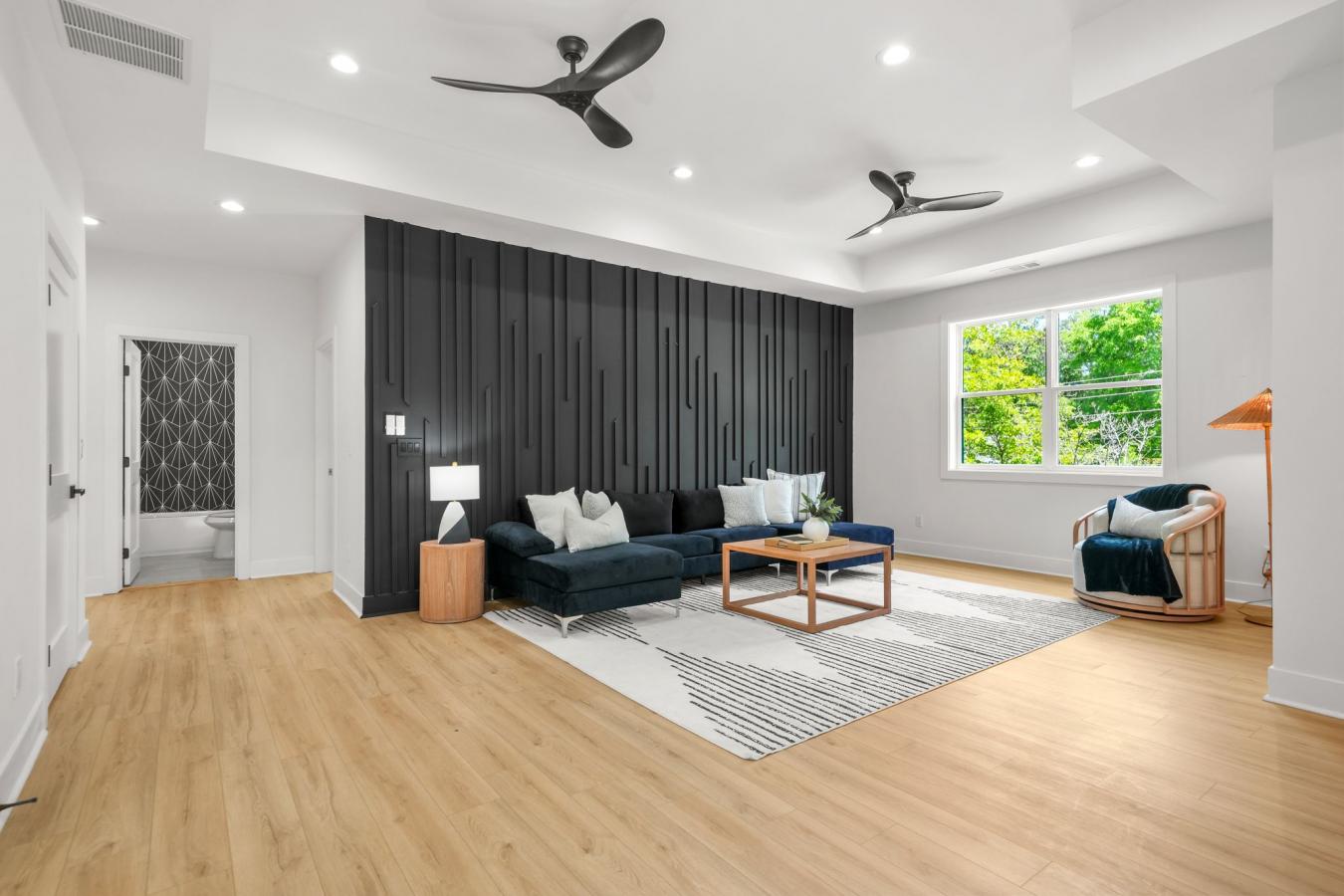 Atlanta, Georgia, 30317, United States, 4 Bedrooms Bedrooms, ,3 BathroomsBathrooms,Residential,For Sale,1994324