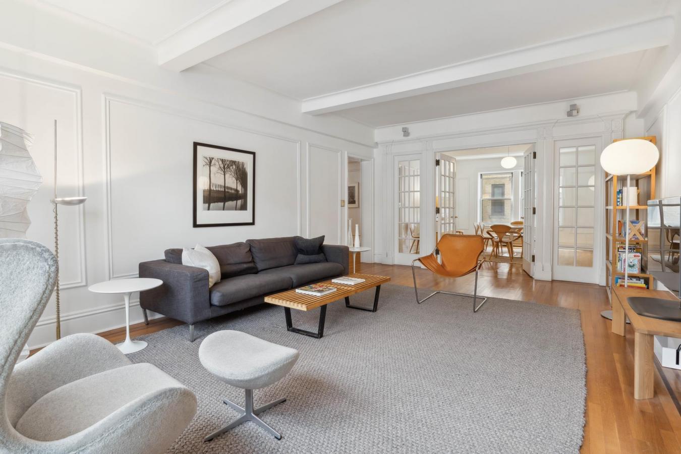 Manhattan, New York, 10024, United States, 3 Bedrooms Bedrooms, ,2 BathroomsBathrooms,Residential,For Sale,1797271