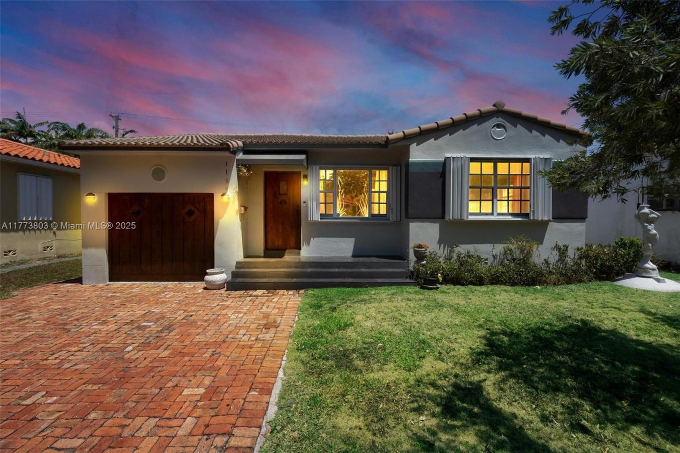 Miami Beach, Florida, 33141, United States, 4 Bedrooms Bedrooms, ,3 BathroomsBathrooms,Residential,For Sale,1797255