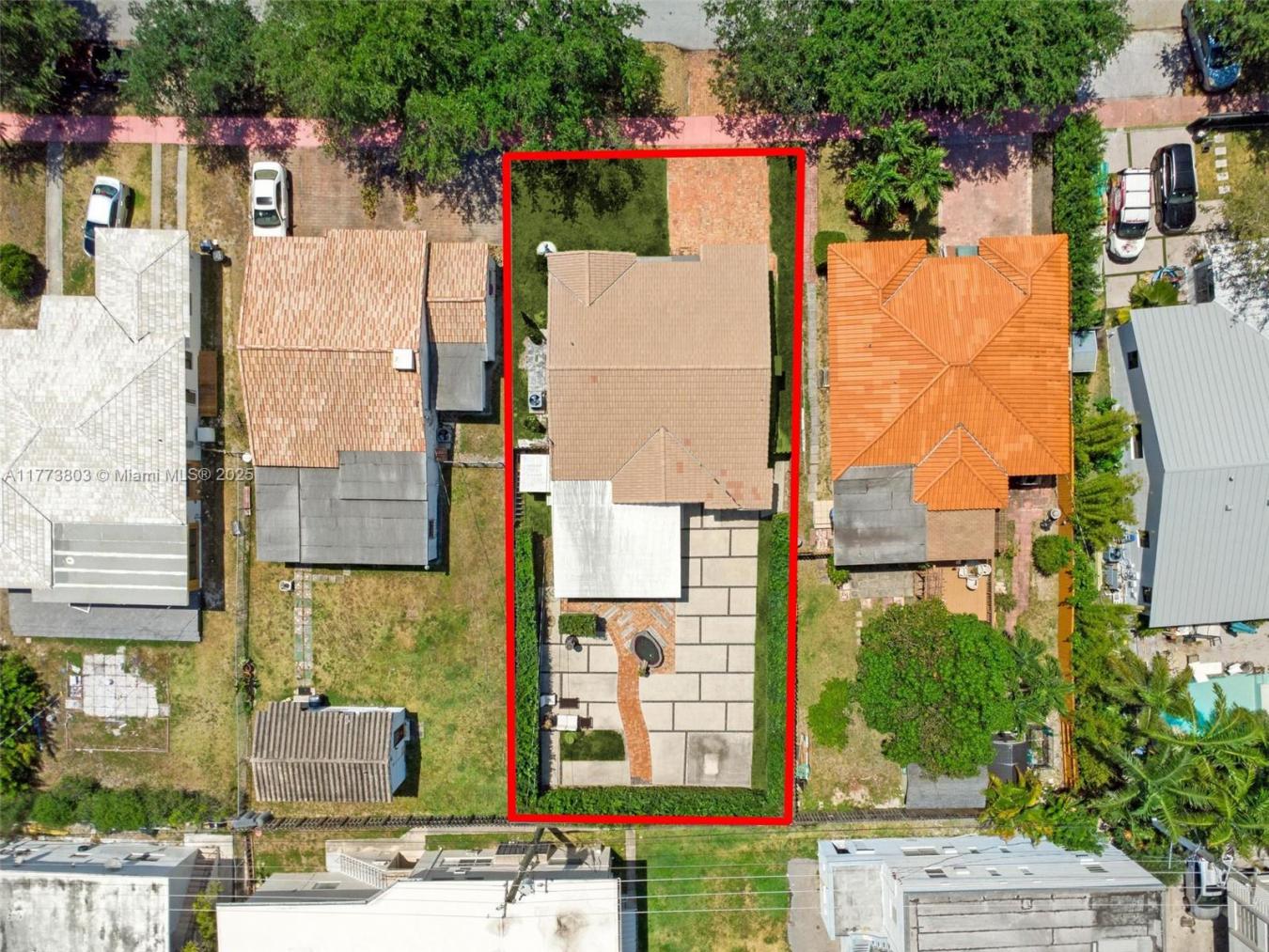 Miami Beach, Florida, 33141, United States, 4 Bedrooms Bedrooms, ,3 BathroomsBathrooms,Residential,For Sale,1797255