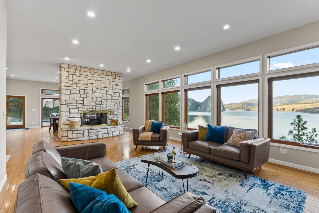 Creston, Washington, 99117, United States, 7 Bedrooms Bedrooms, ,5 BathroomsBathrooms,Residential,For Sale,1828896