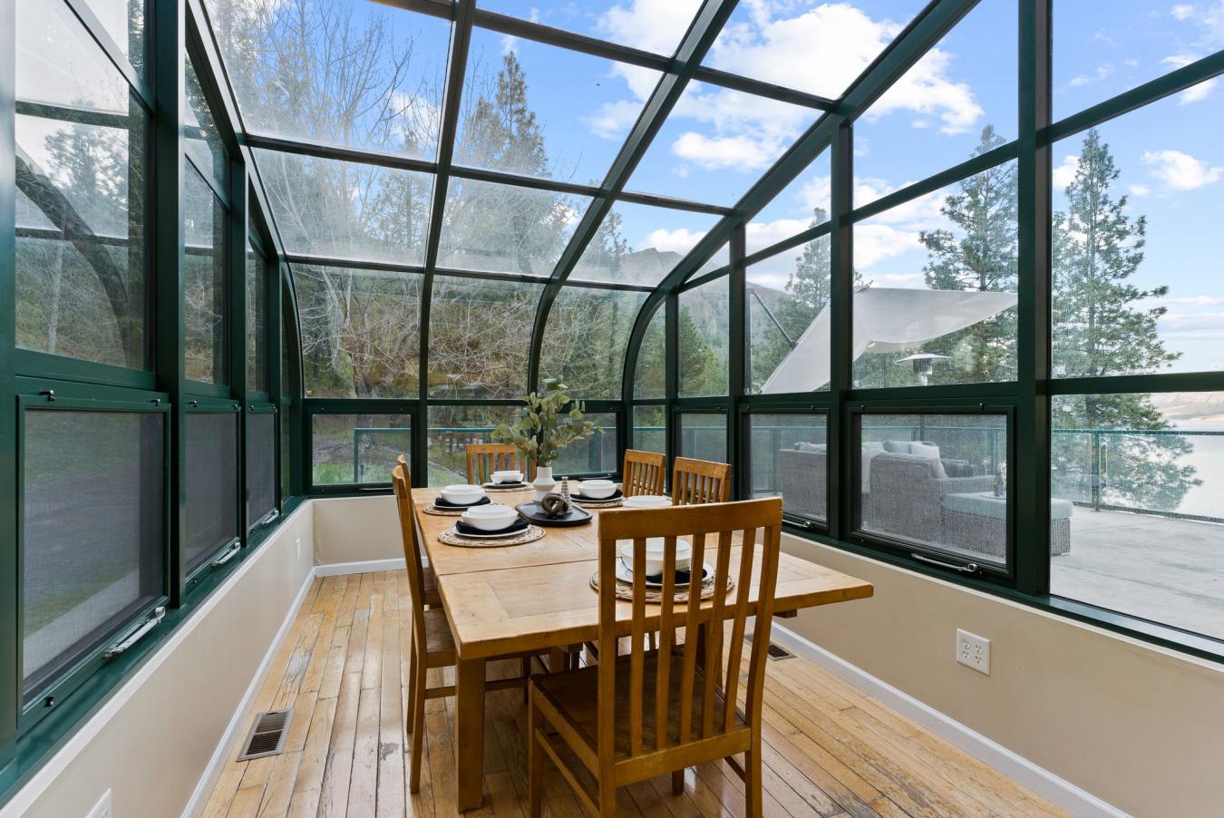 Creston, Washington, 99117, United States, 7 Bedrooms Bedrooms, ,5 BathroomsBathrooms,Residential,For Sale,1828896