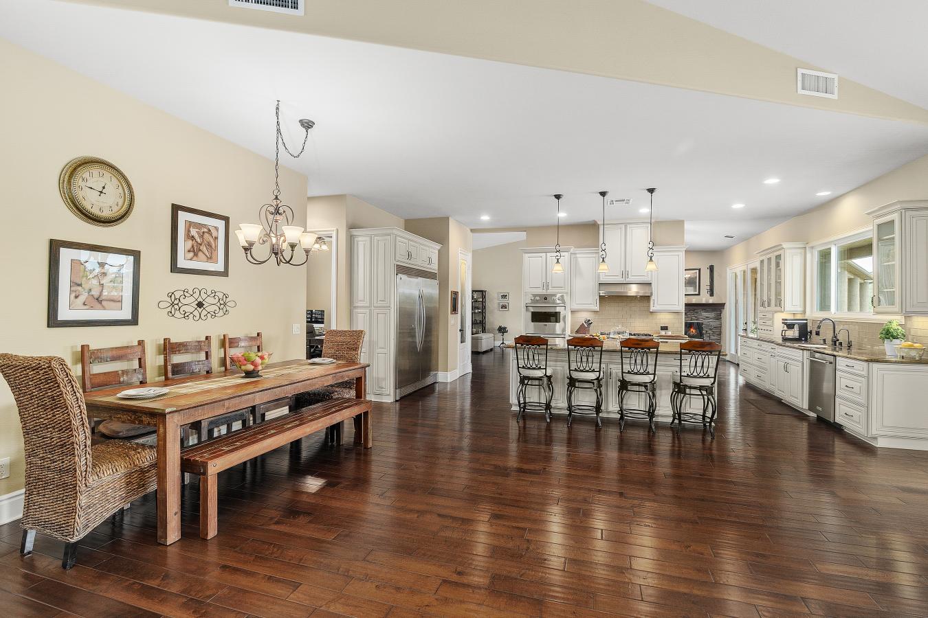 Murrieta, Riverside, 92562, United States, 5 Bedrooms Bedrooms, ,5 BathroomsBathrooms,Residential,For Sale,1801010