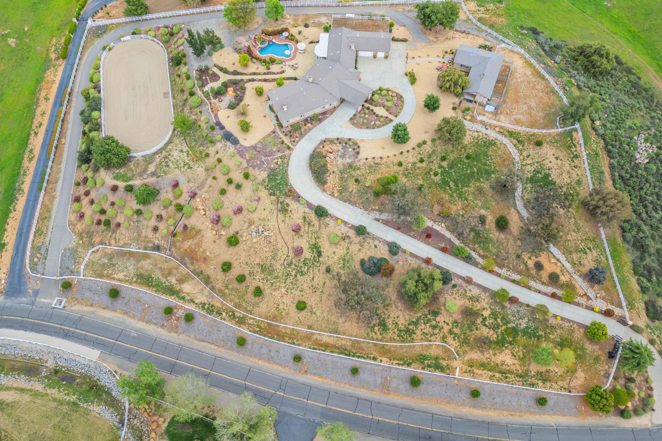 Murrieta, Riverside, 92562, United States, 5 Bedrooms Bedrooms, ,5 BathroomsBathrooms,Residential,For Sale,1801010