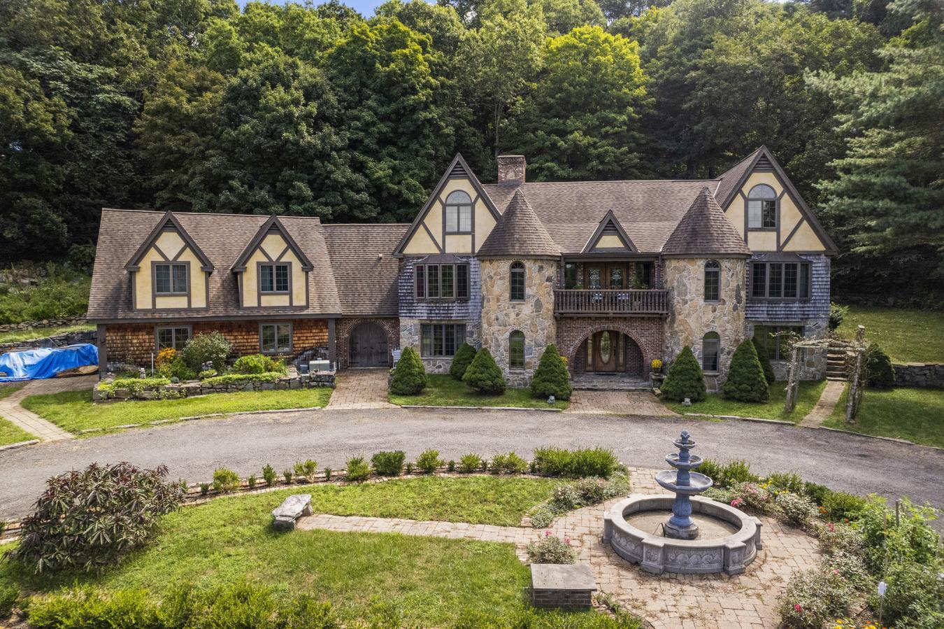 Stonington / Mystic, Connecticut, 06355, United States, ,Residential,For Sale,1797245