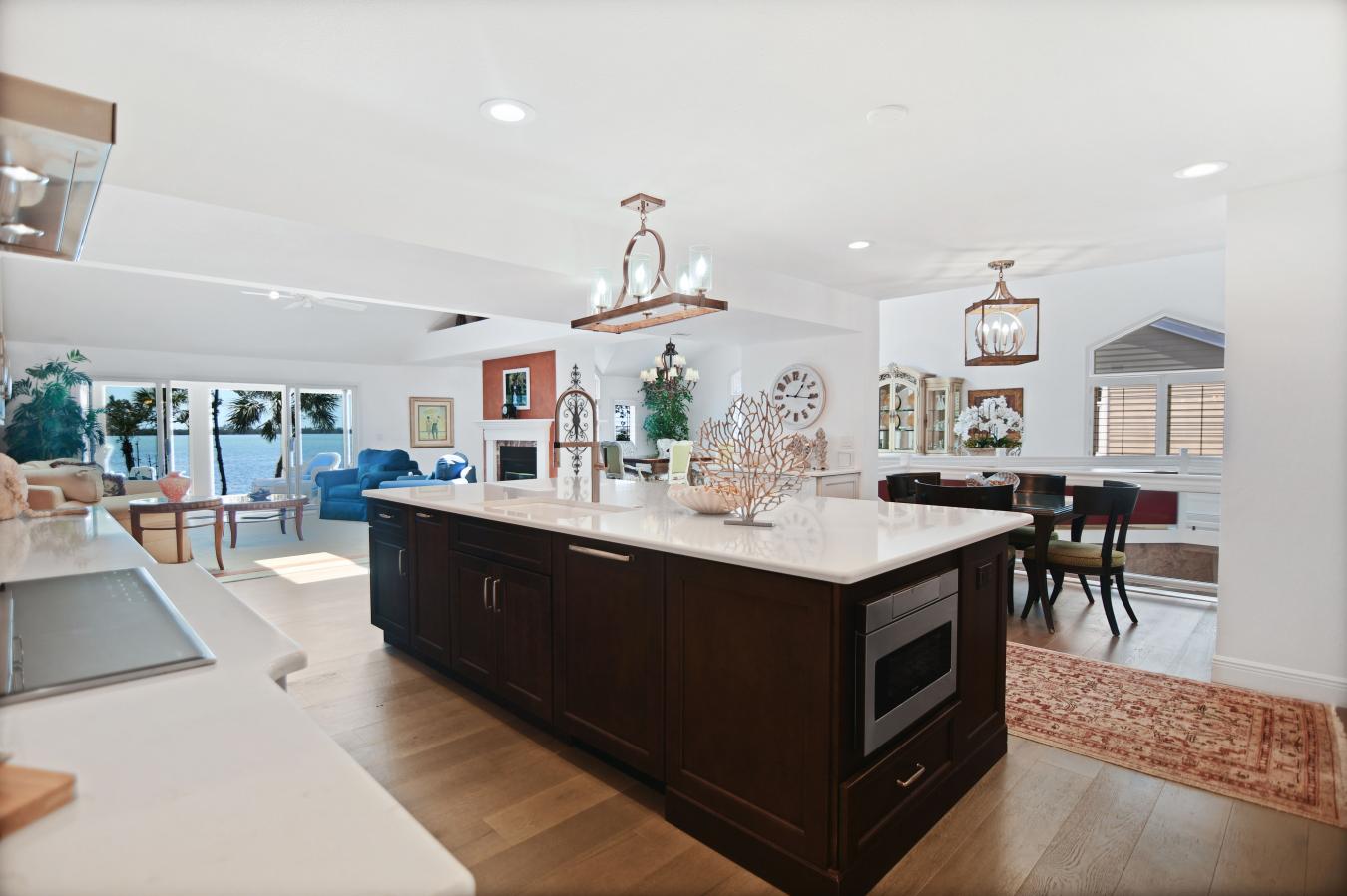 Bradenton, Florida, 34210, United States, 5 Bedrooms Bedrooms, ,5 BathroomsBathrooms,Residential,For Sale,1797244