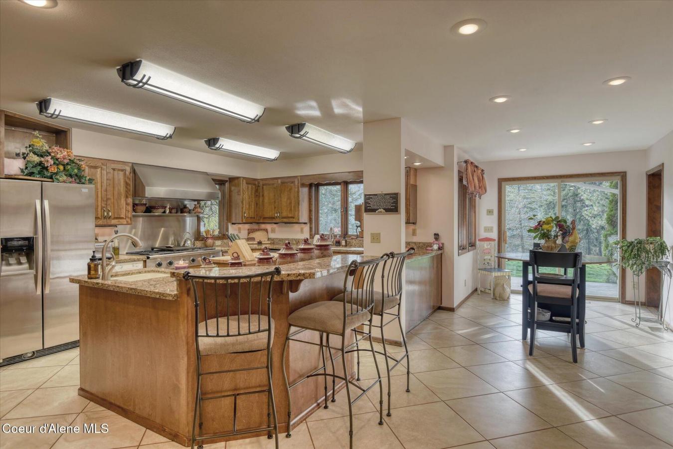 Coeur d'Alene, Idaho, 83814, United States, 4 Bedrooms Bedrooms, ,5 BathroomsBathrooms,Residential,For Sale,1797243