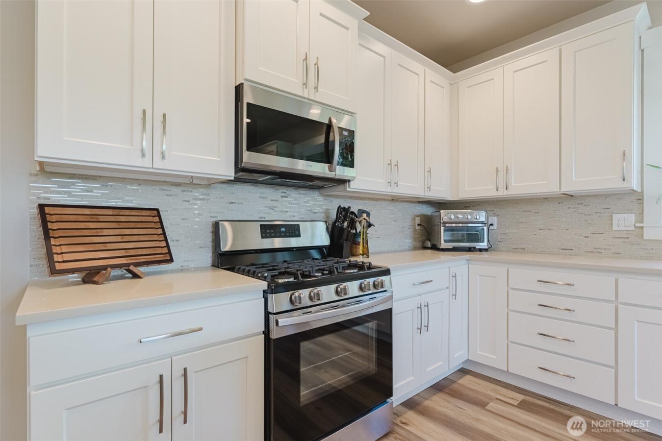 Snohomish, Washington, 98290, United States, 4 Bedrooms Bedrooms, ,2 BathroomsBathrooms,Residential,For Sale,1797238