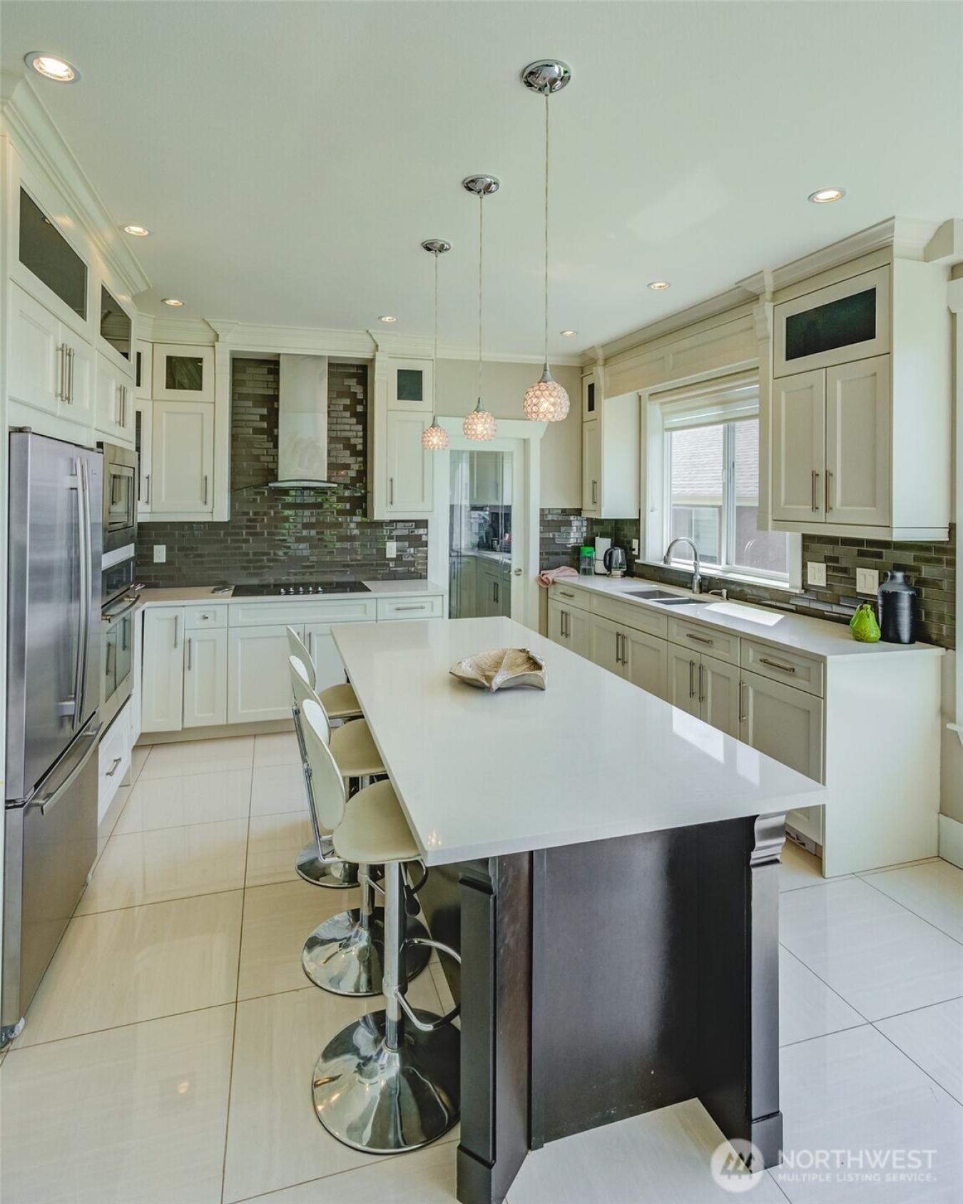 Blaine, Washington, 98230, United States, 4 Bedrooms Bedrooms, ,3 BathroomsBathrooms,Residential,For Sale,1797237