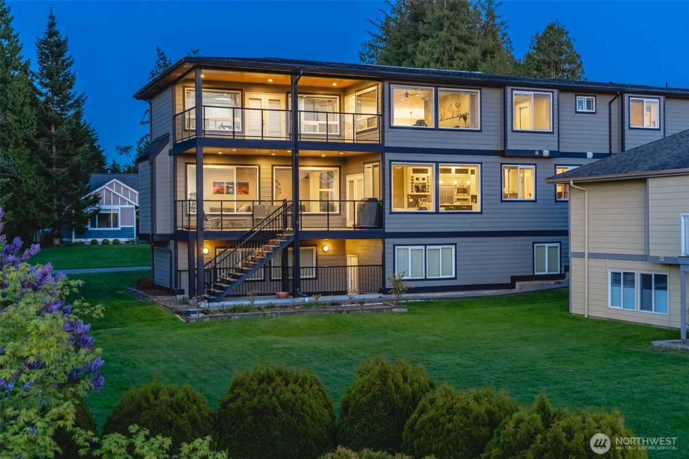 Blaine, Washington, 98230, United States, 4 Bedrooms Bedrooms, ,3 BathroomsBathrooms,Residential,For Sale,1797237