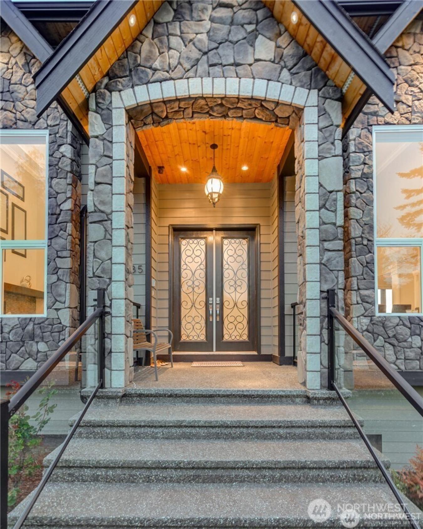 Blaine, Washington, 98230, United States, 4 Bedrooms Bedrooms, ,3 BathroomsBathrooms,Residential,For Sale,1797237