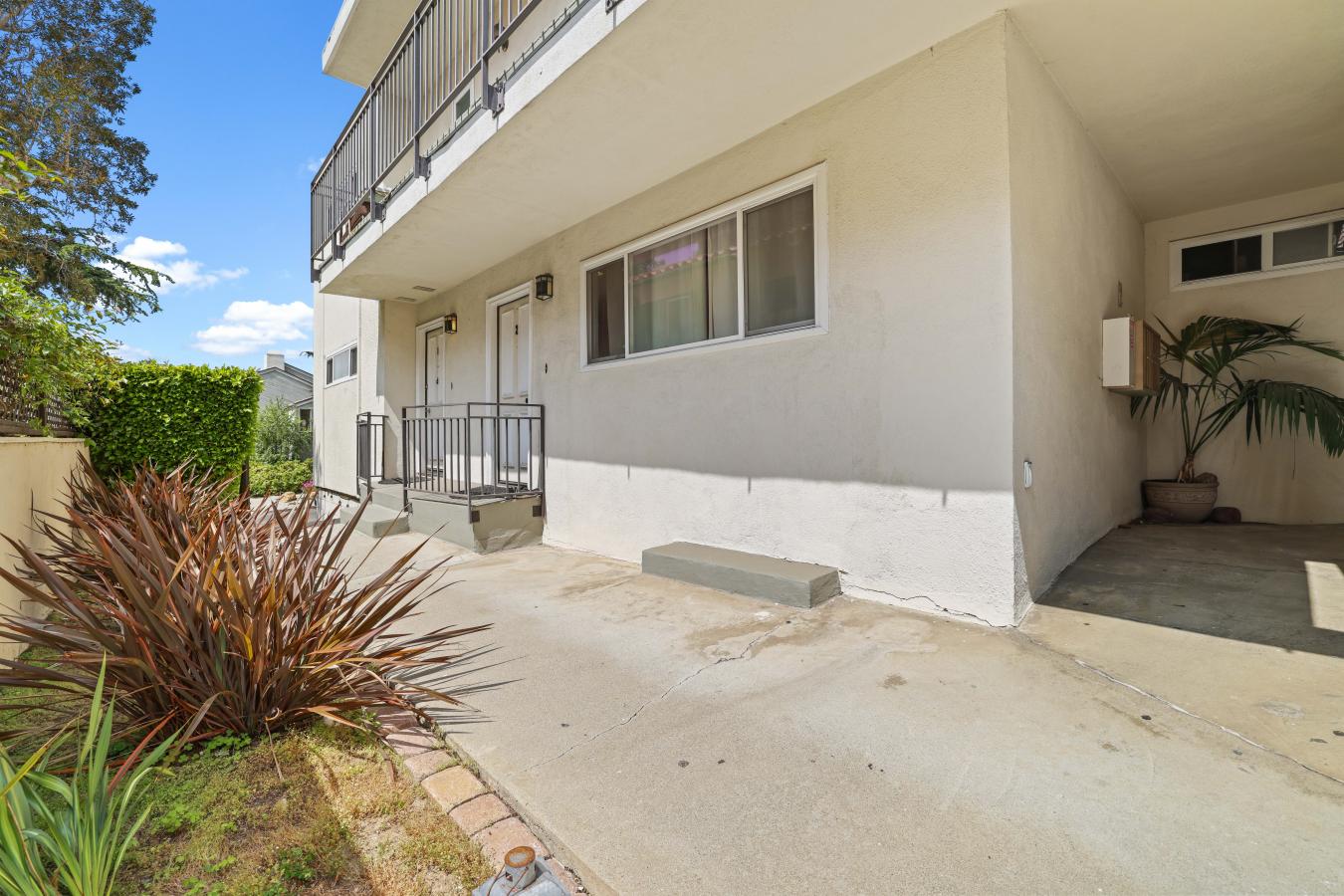 Santa Monica, California, 90403, United States, 11 Bedrooms Bedrooms, ,11 BathroomsBathrooms,Residential,For Sale,1797235
