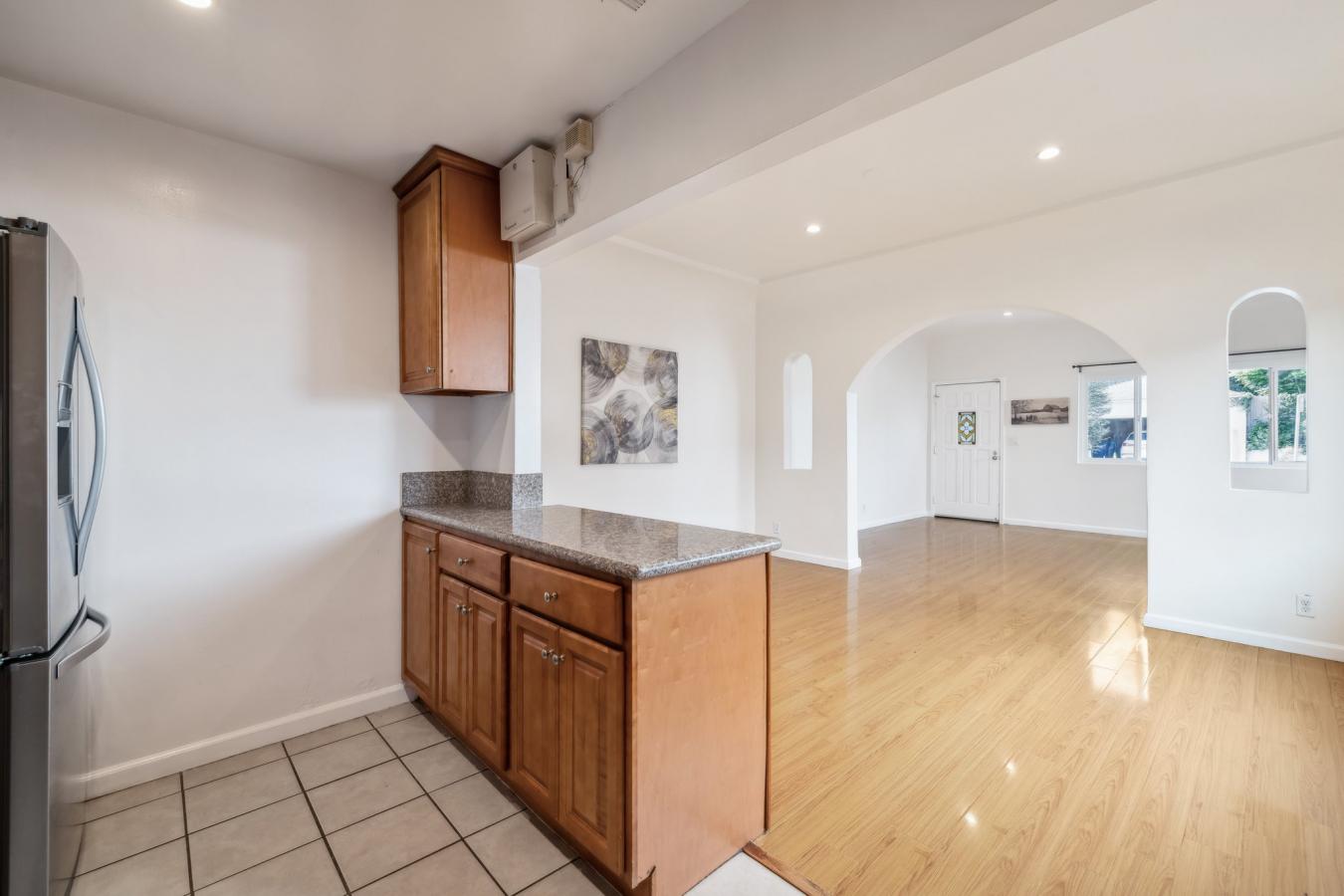 Los Angeles, California, 90063, United States, 6 Bedrooms Bedrooms, ,2 BathroomsBathrooms,Residential,For Sale,1797231