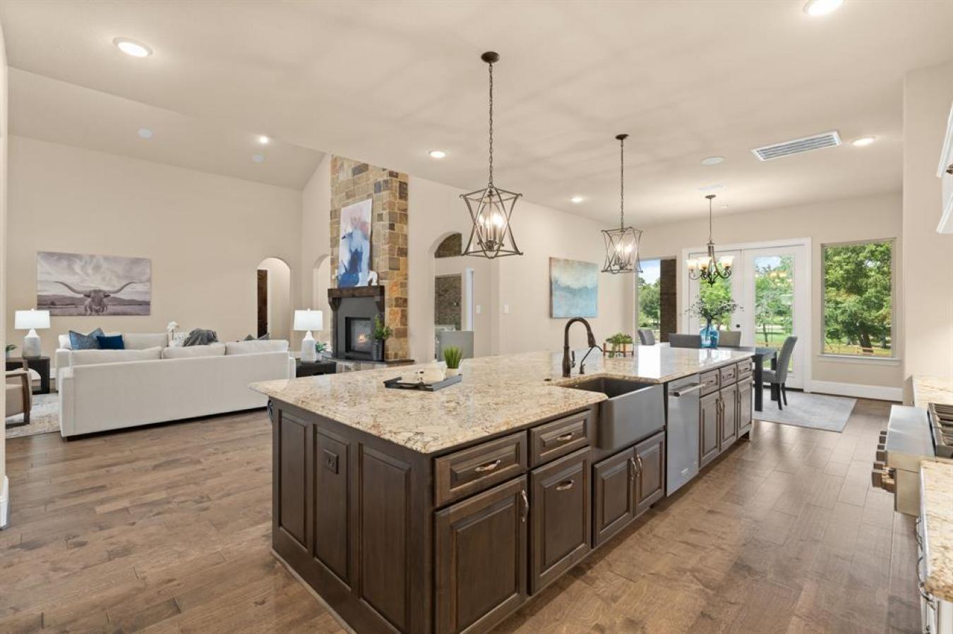 Fulshear, Texas, 77406, United States, 4 Bedrooms Bedrooms, ,4 BathroomsBathrooms,Residential,For Sale,1797229