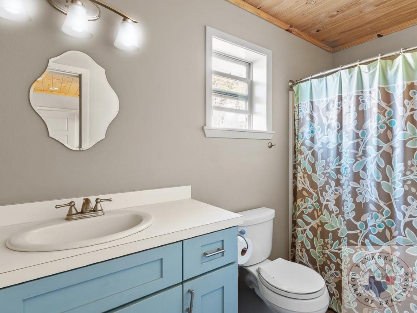 Murfreesboro, Arkansas, 71958, United States, 3 Bedrooms Bedrooms, ,2 BathroomsBathrooms,Residential,For Sale,1797227