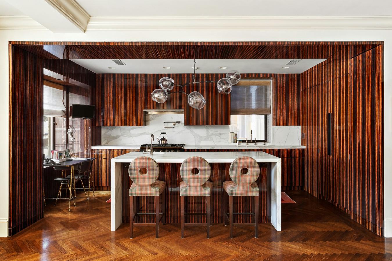 New York, New York, 10019, United States, 3 Bedrooms Bedrooms, ,3 BathroomsBathrooms,Residential,For Sale,1894674