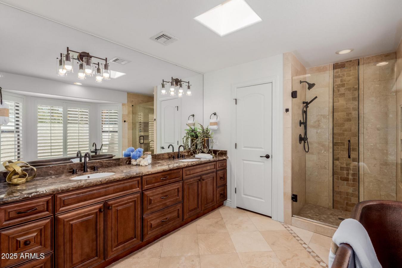 Scottsdale, Arizona, 85258, United States, 4 Bedrooms Bedrooms, ,Residential,For Sale,1797212