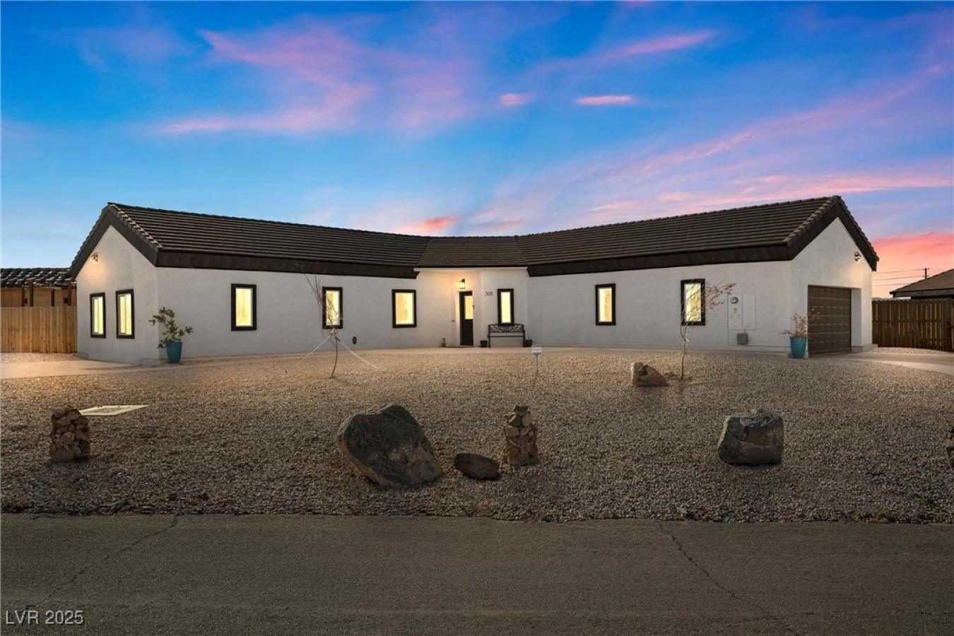 Henderson, Nevada, 89015, United States, 4 Bedrooms Bedrooms, ,1 BathroomBathrooms,Residential,For Sale,1797199