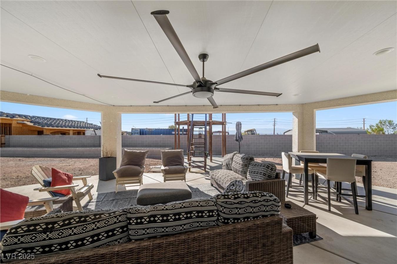 Henderson, Nevada, 89015, United States, 4 Bedrooms Bedrooms, ,1 BathroomBathrooms,Residential,For Sale,1797199