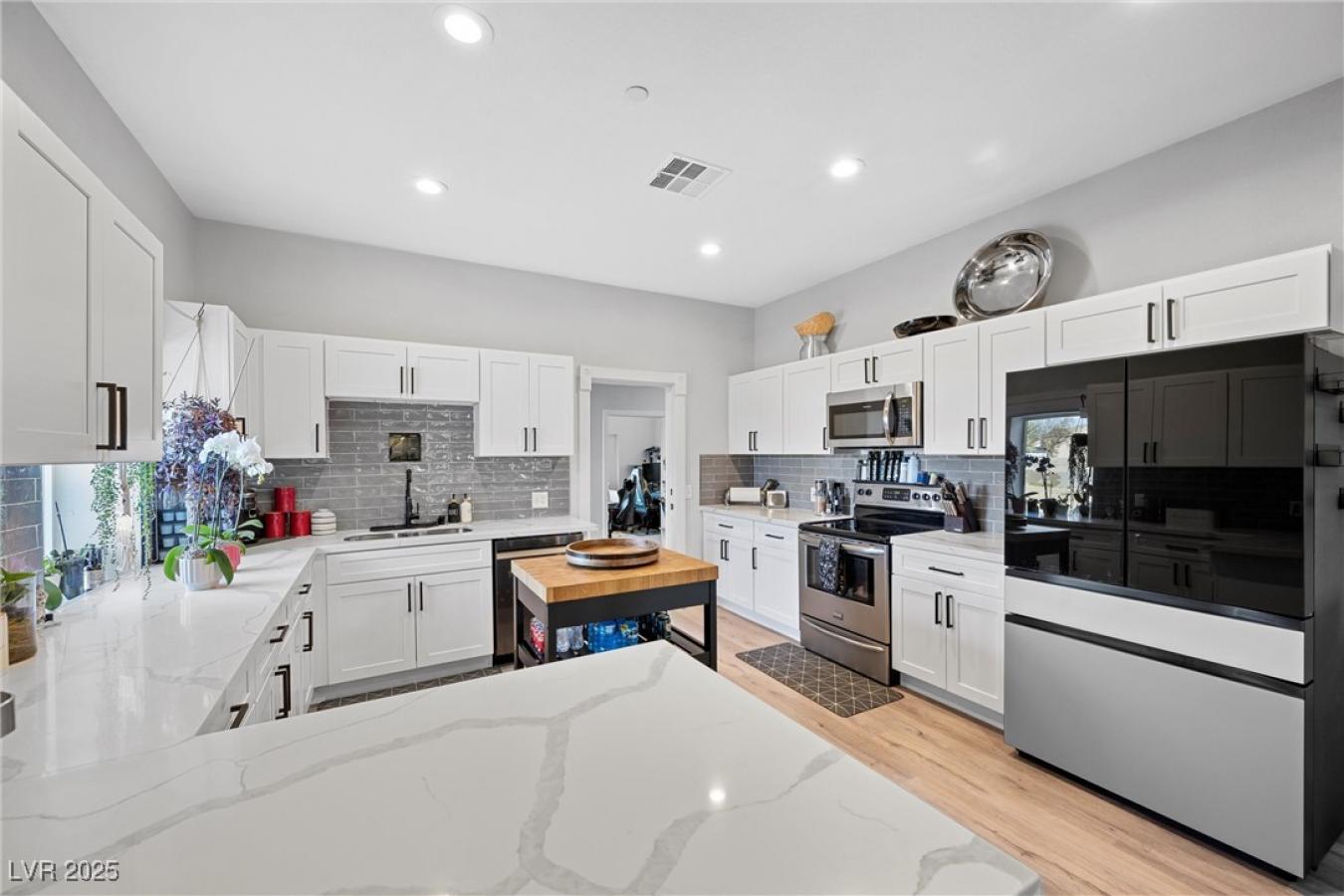 Henderson, Nevada, 89015, United States, 4 Bedrooms Bedrooms, ,1 BathroomBathrooms,Residential,For Sale,1797199