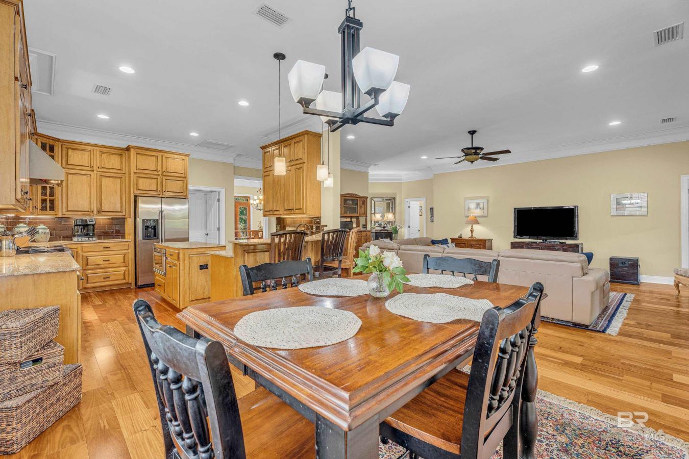 Daphne, Alabama, 36526, United States, 5 Bedrooms Bedrooms, ,3 BathroomsBathrooms,Residential,For Sale,1797197